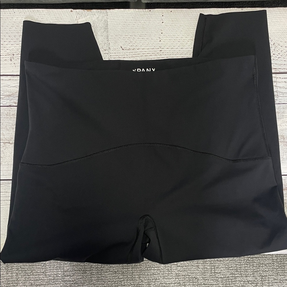 SPANX Women’s Classic Black Leggings Size 2XL